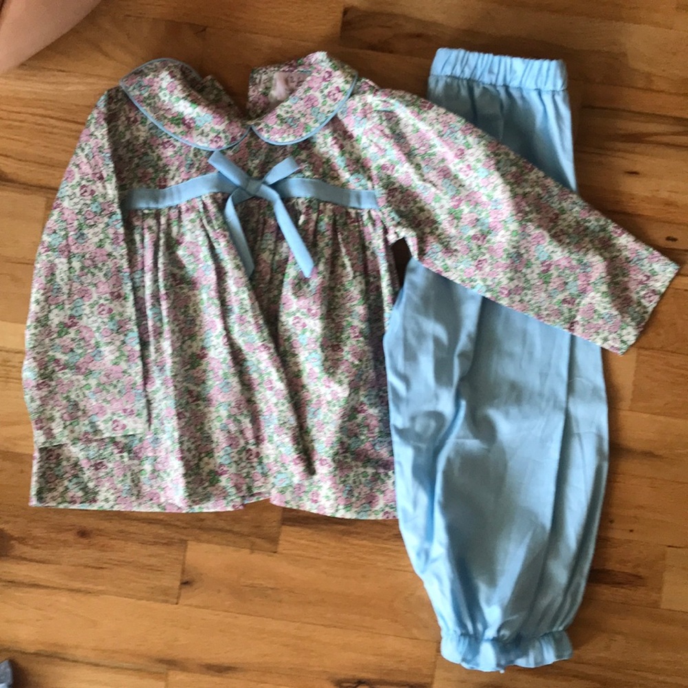 Smocking Place 2 piece outfit